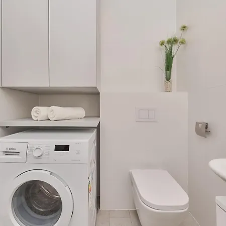 Srutowa By Renters