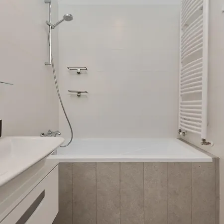 Srutowa By Renters Apartment Wroclaw